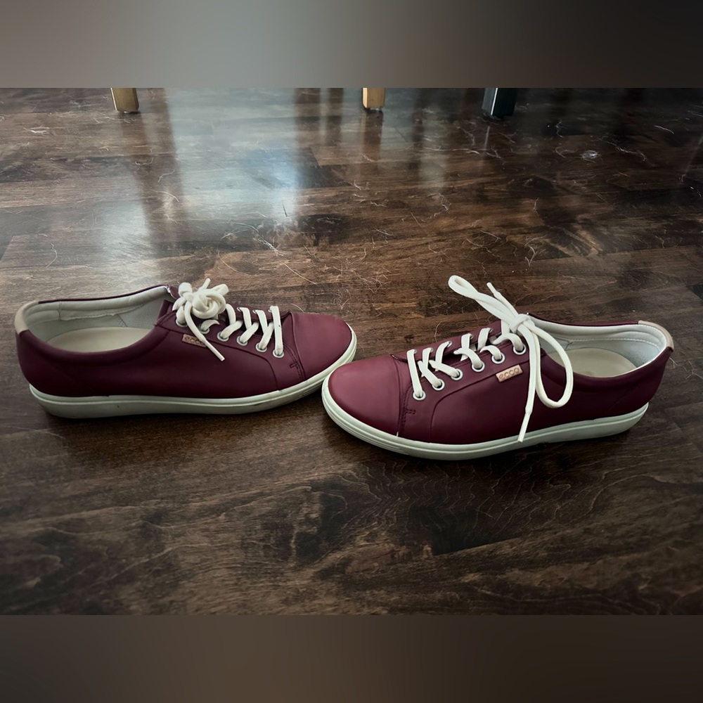 ECCO leather sneaker